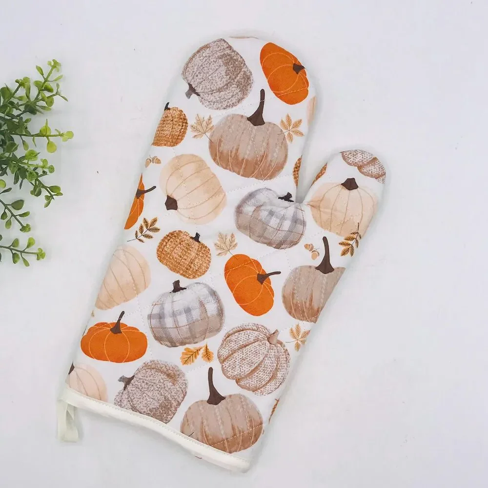 Oven Mitt, Neutrals Pumpkins and Plaid Baking Mitt